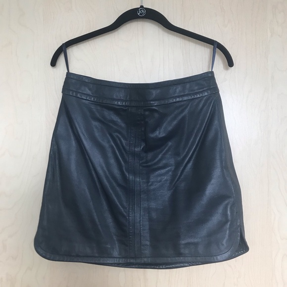 NWT Banana Republic leather mini skirt, navy blue - Picture 3 of 7